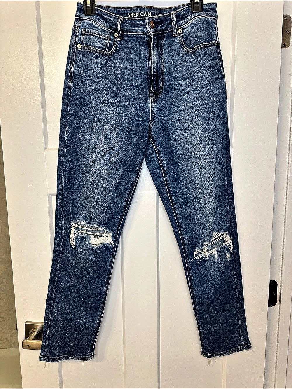 American Eagle Mom Jean Distressed Straight Leg Jeans Blue Size 4